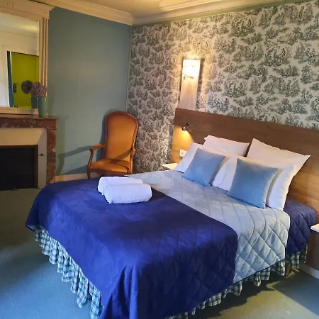 De La Barbacane Hotel