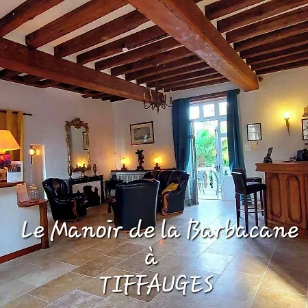 De La Barbacane Hotel Tiffauges