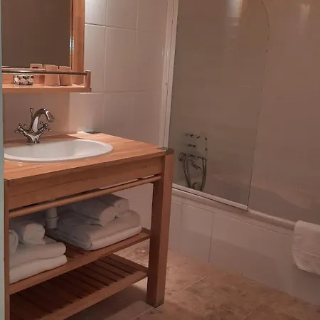 De La Barbacane Tiffauges