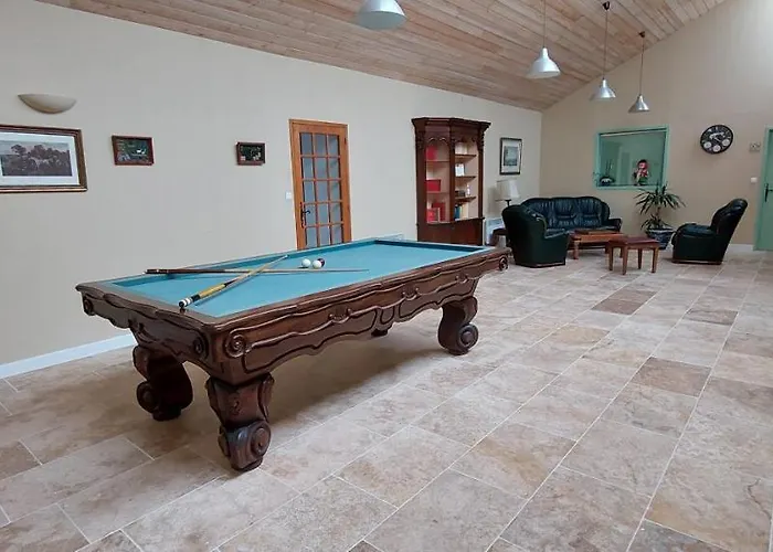 De La Barbacane Tiffauges