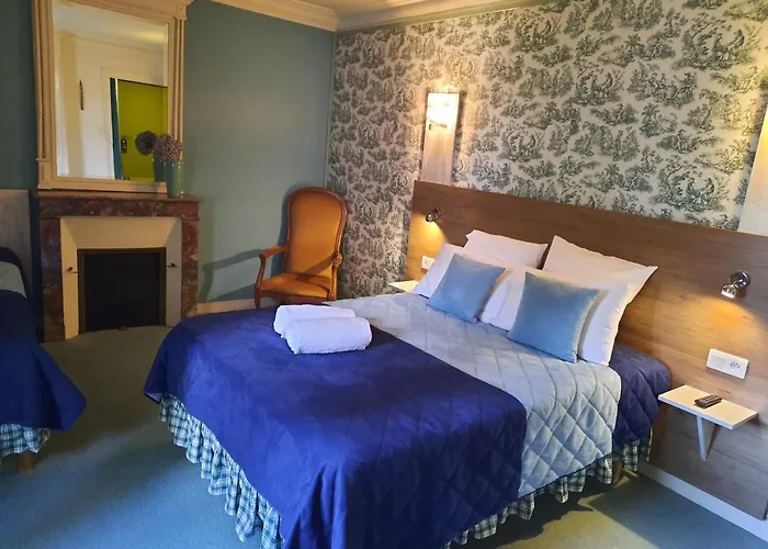 De La Barbacane Hotel