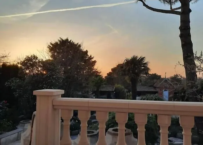 De La Barbacane Hotel 3*