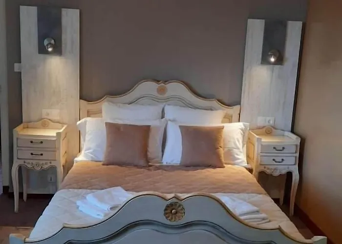 De La Barbacane 3* Tiffauges