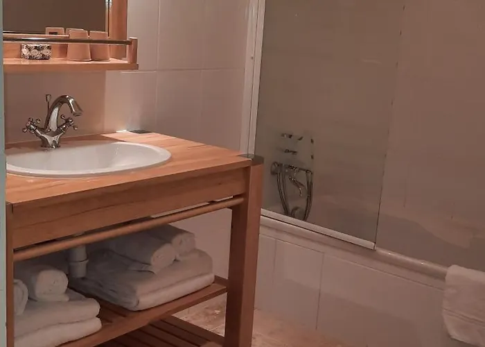 De La Barbacane Tiffauges